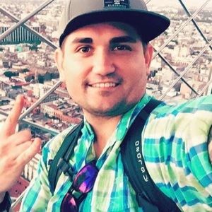 Meet your Posher, Alex